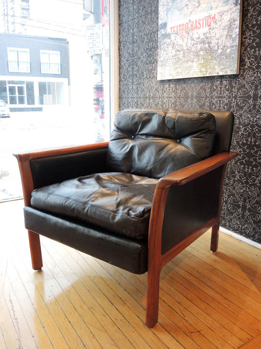 Hans Olsen Rosewood Chair