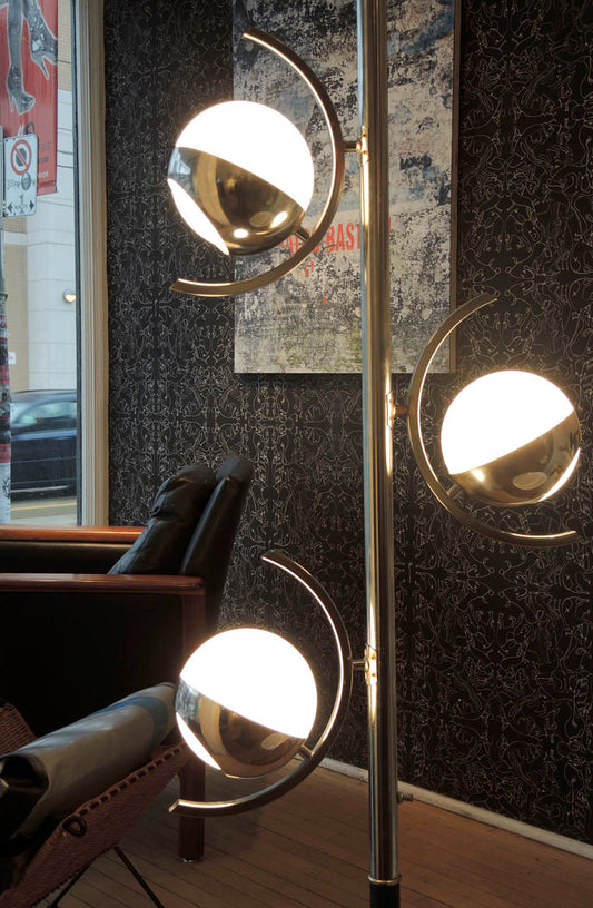 1970s Chrome Pole Lamp