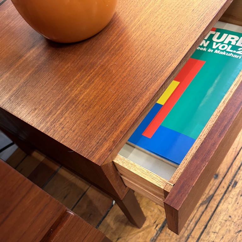 REFF Mirror & Drawer