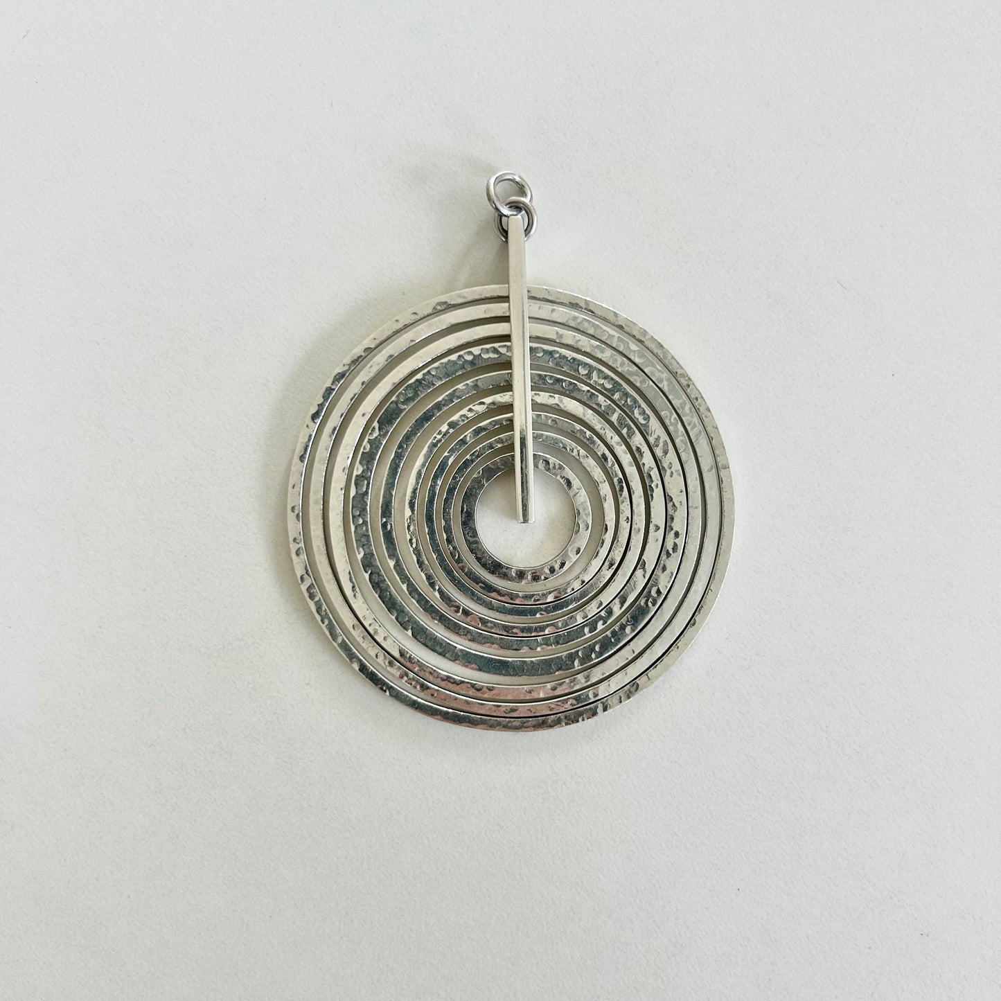 Articulating Pendant