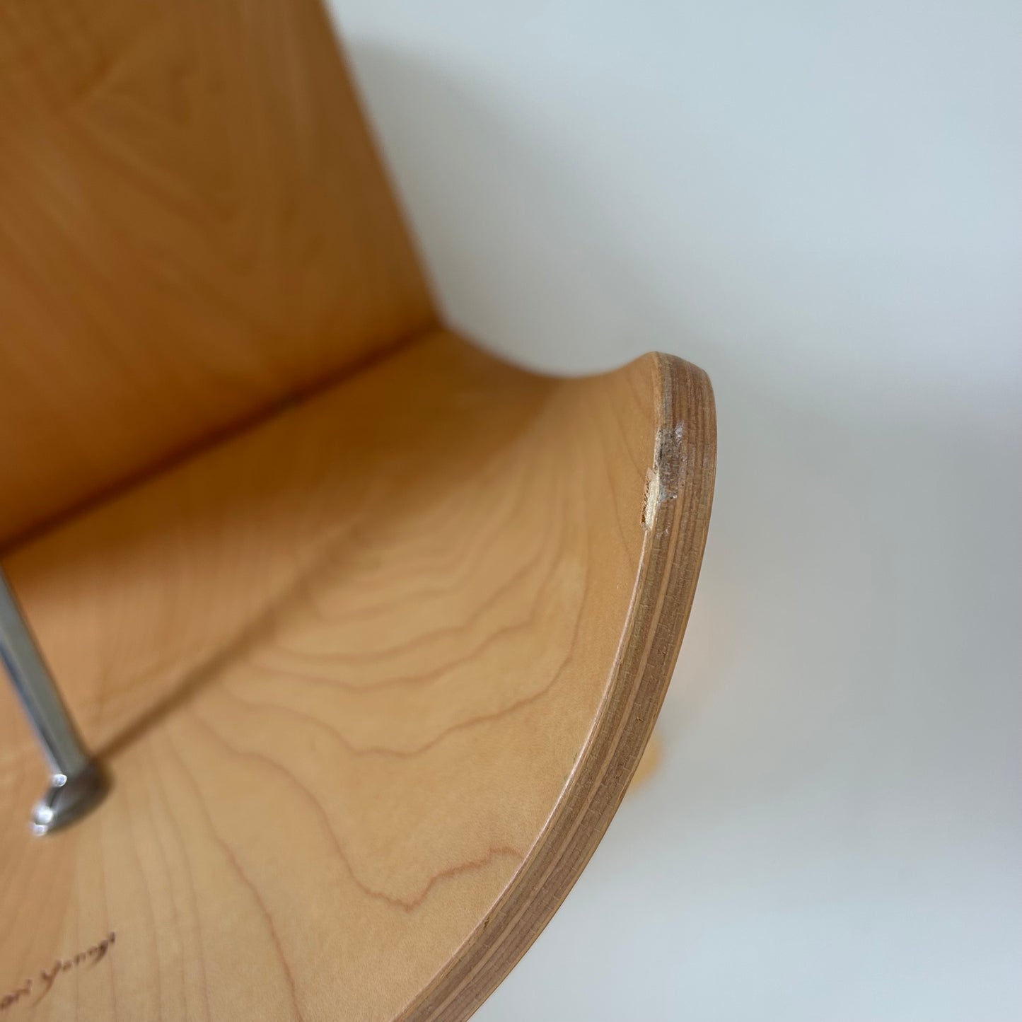 Original Sori Yanagi, Butterfly Stool