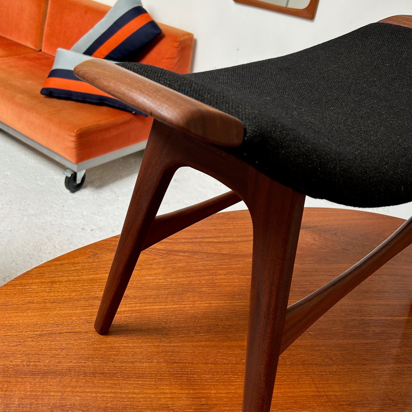 Inmar Relling Ottoman