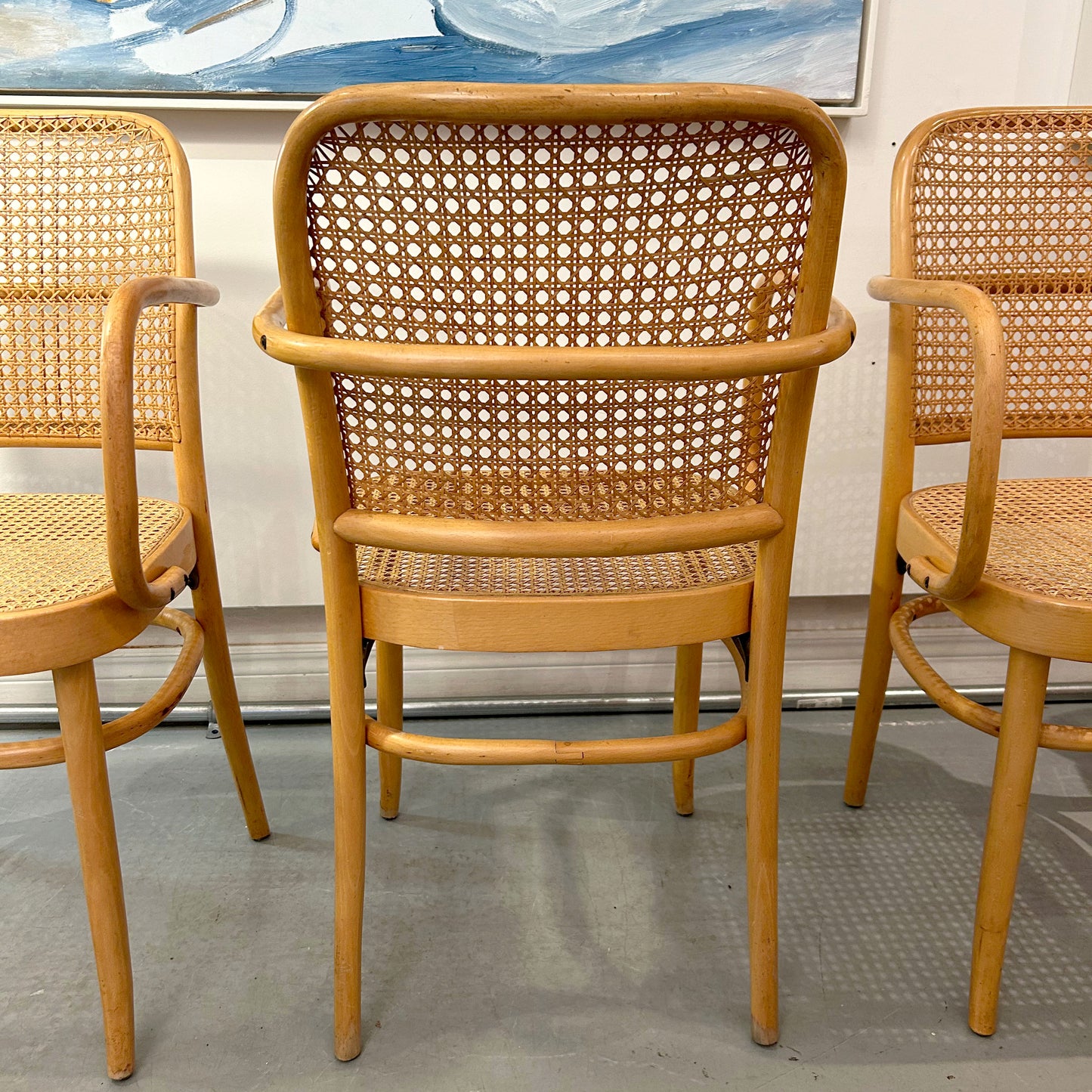 Prague Chairs Model 811
