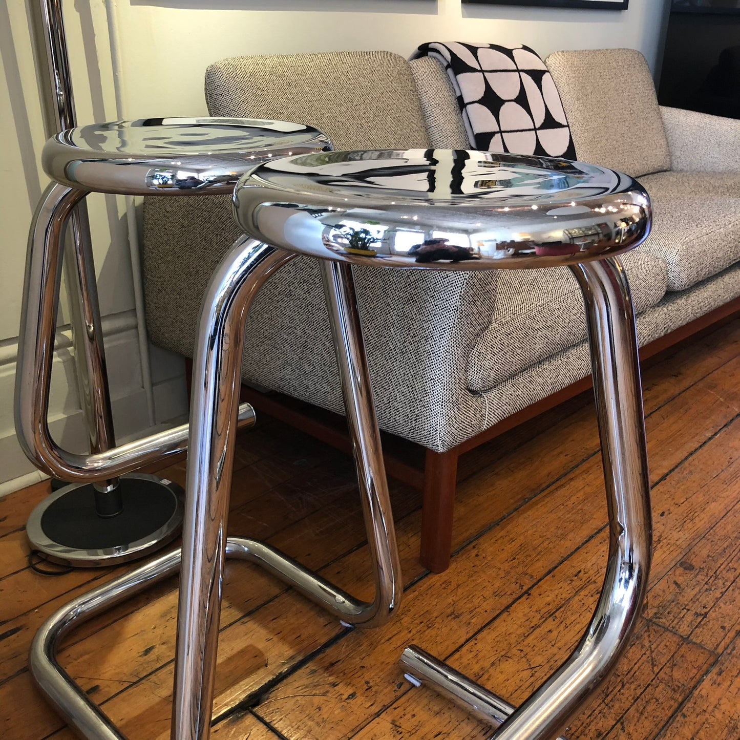 K700 Stools