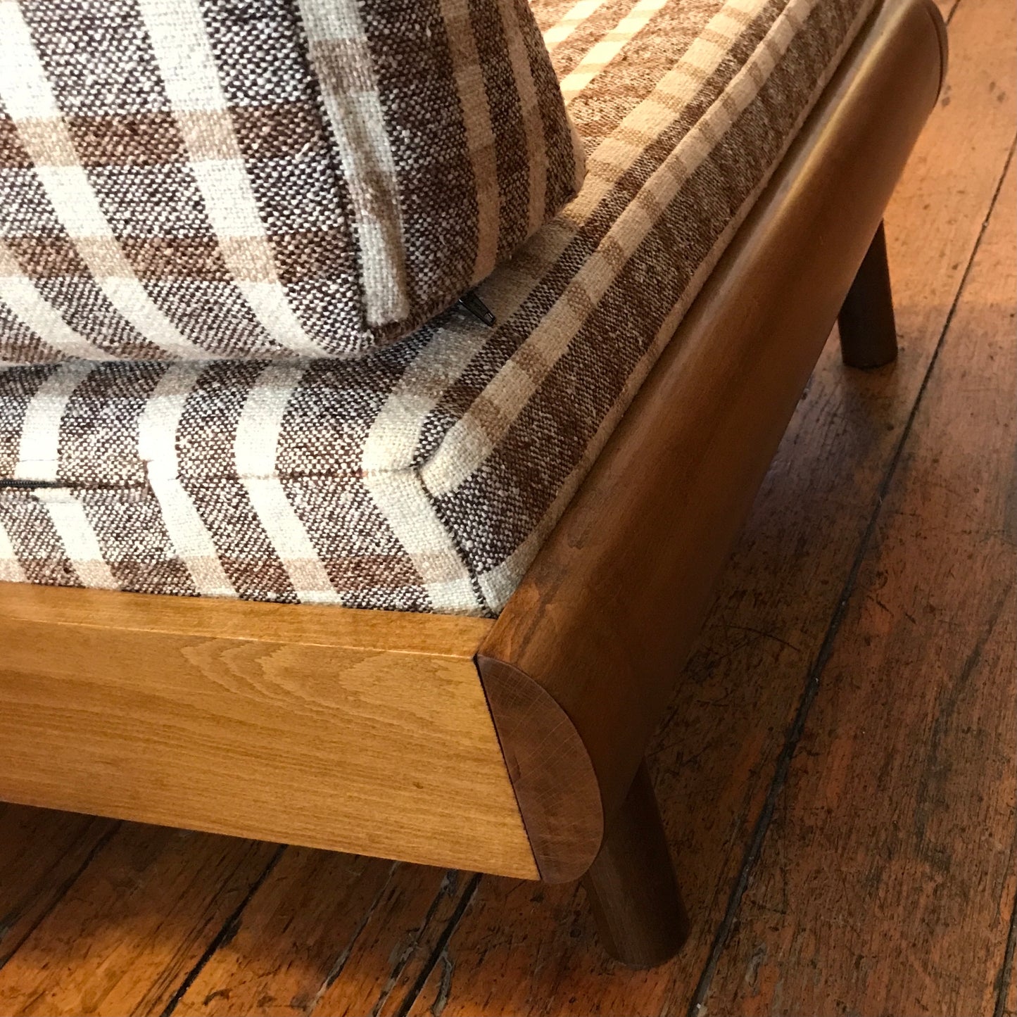Maple Daybed