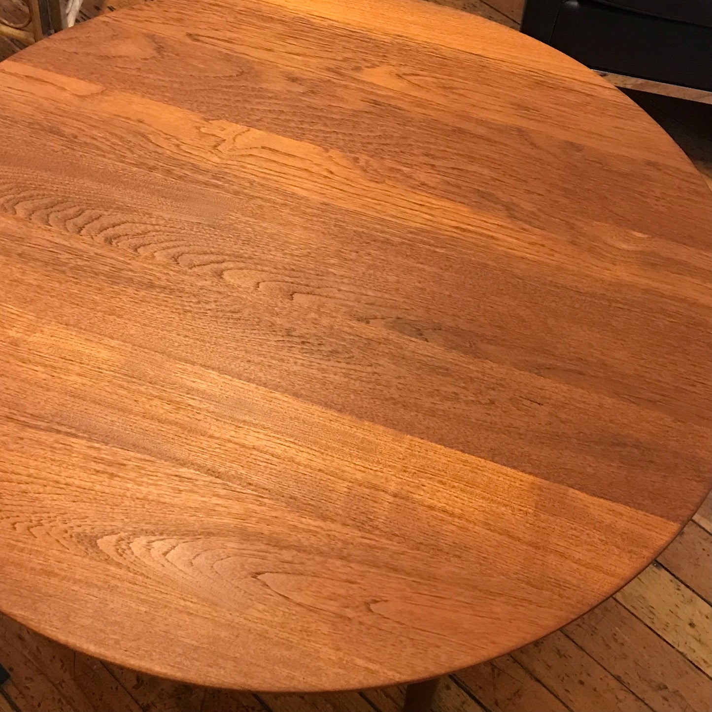 CADO Coffee Table