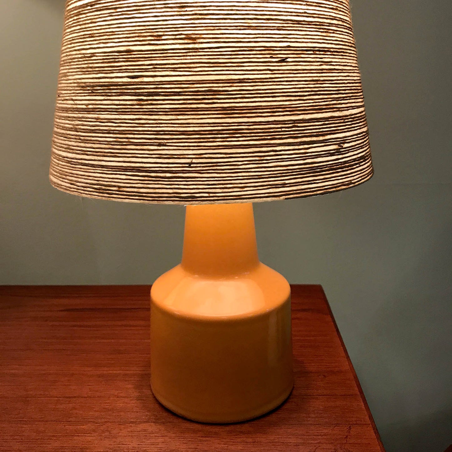 Lotte Lamp Model 1200