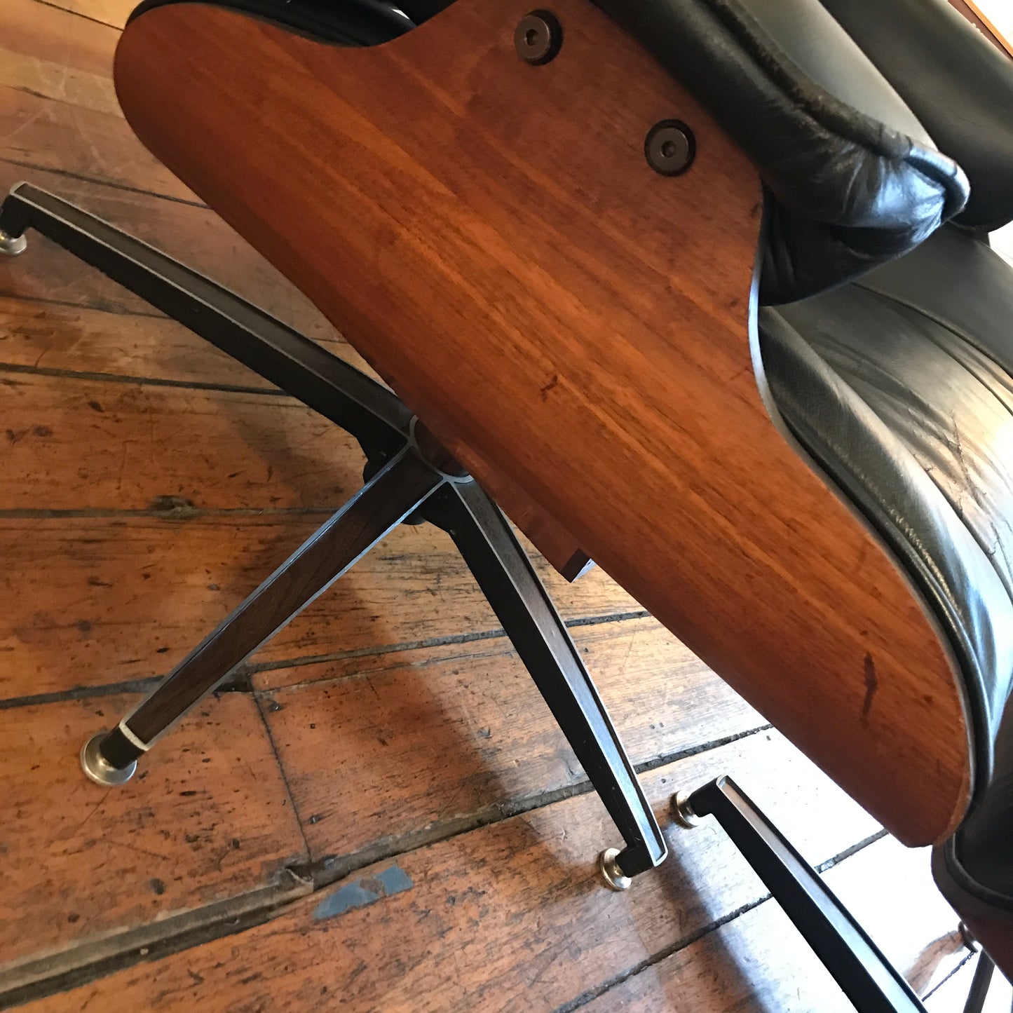 Eames Style Lounge & Ottoman