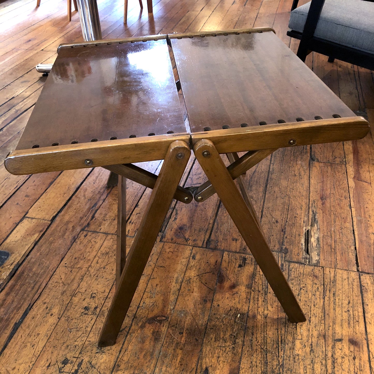 The Rex Folding Table