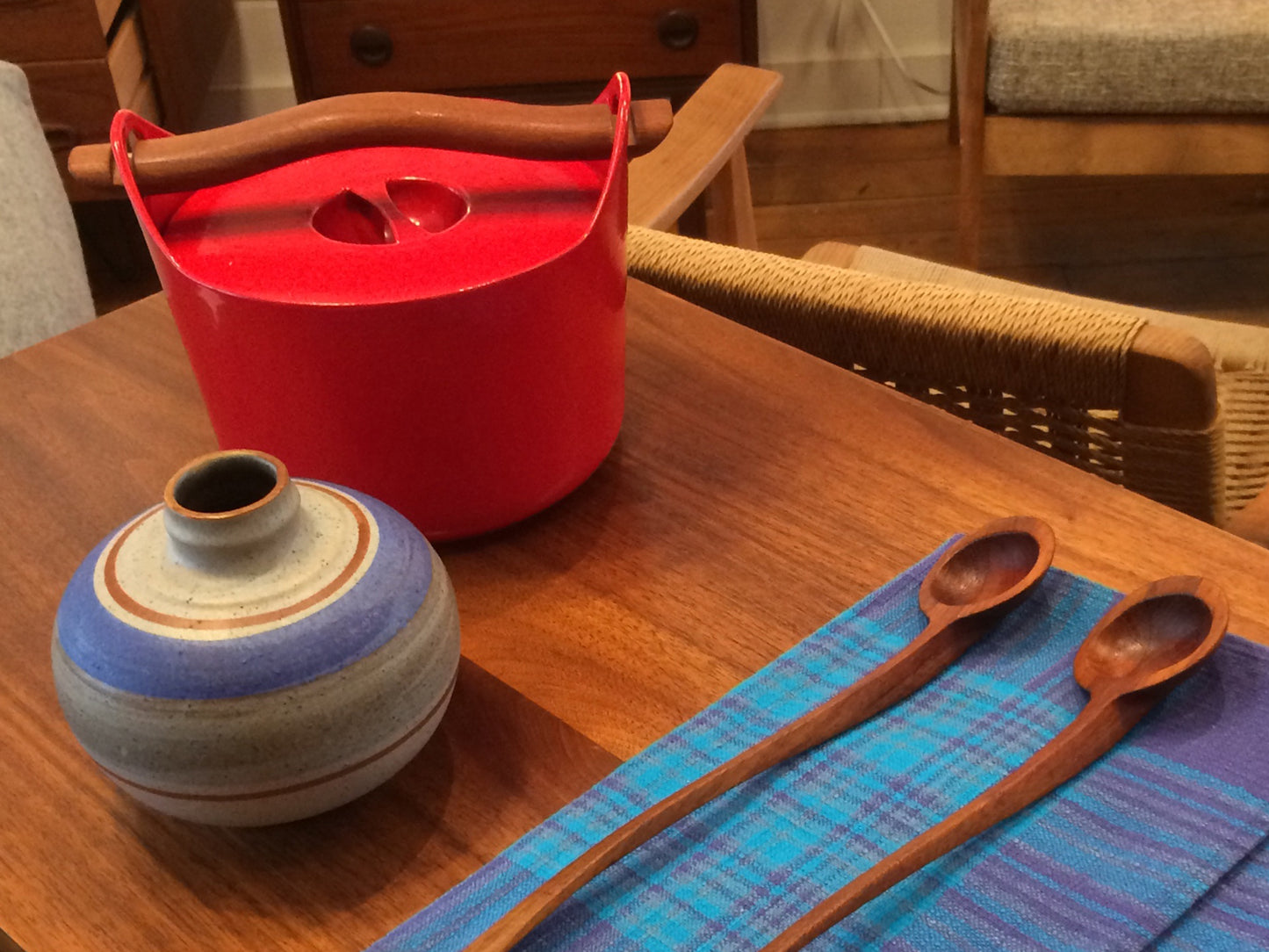 Rare. Timo Sarpaneva Red Cast Iron Pot