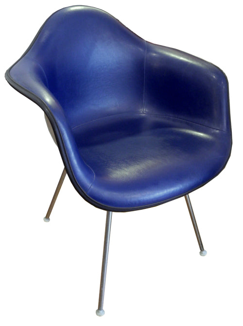 Mid Century Eames Shell Chair