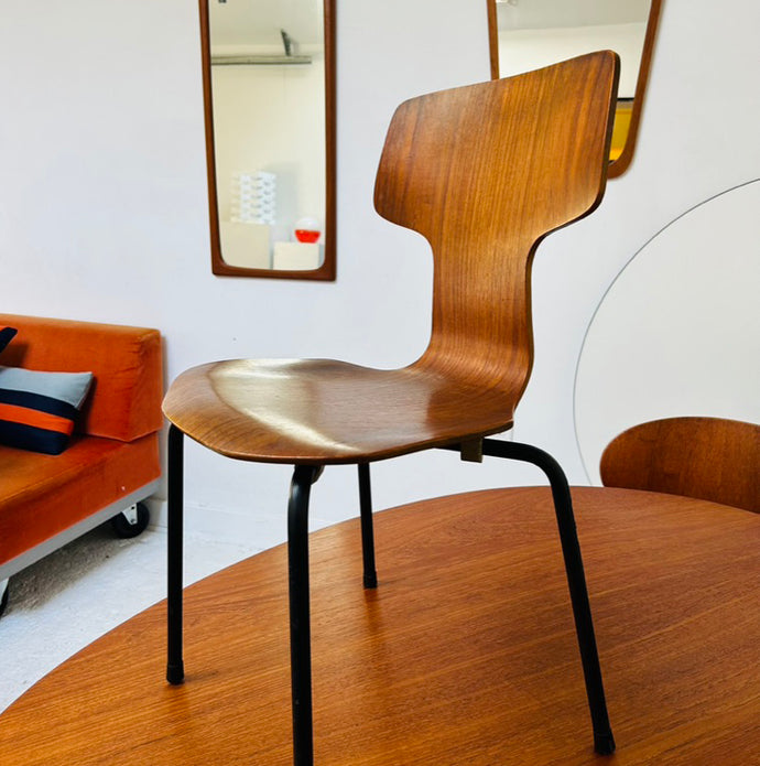 Arne Jacobsen Childrens Chair