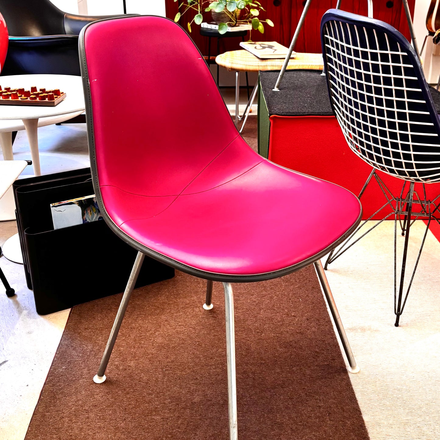 Vintage EAMES DSX & DKR Chairs