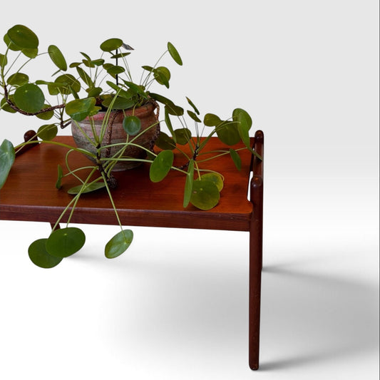 Fredrik A. Kayser Table