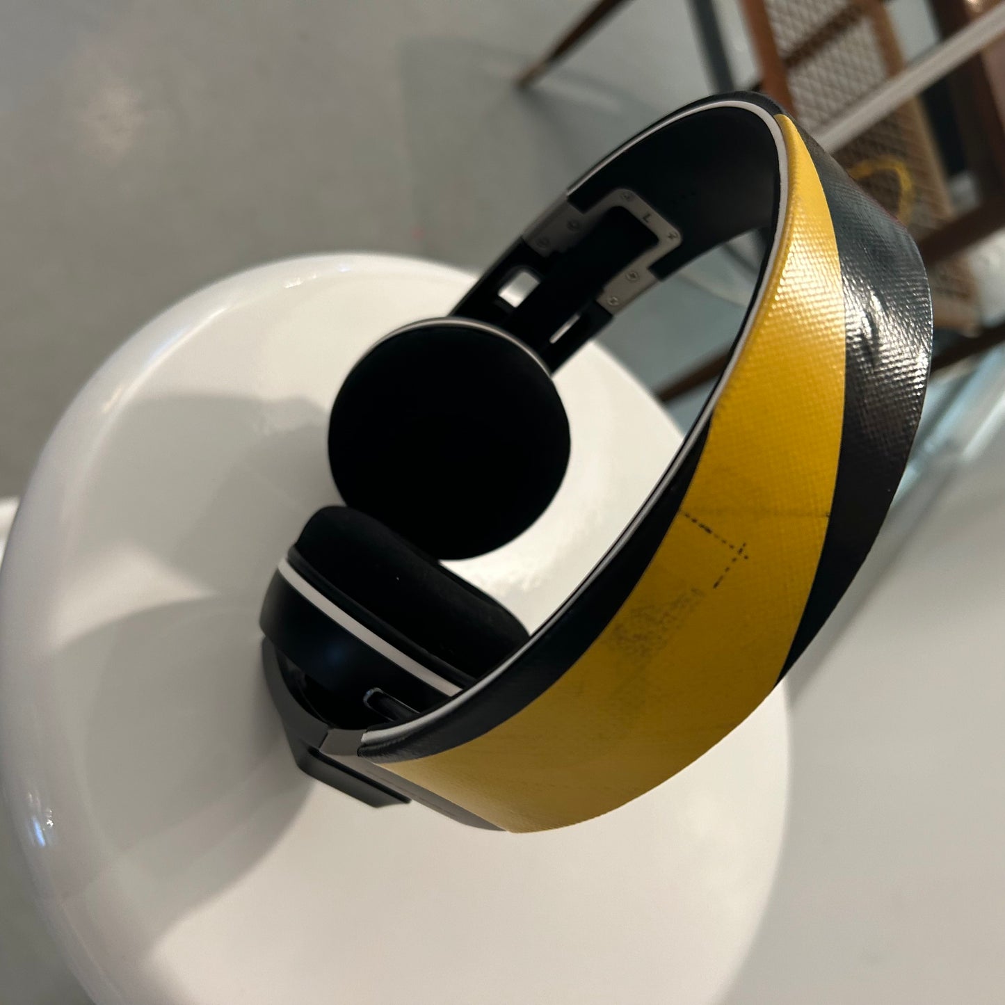 F703 Sennheiser x Freitag Headphones – Inabstracto F703 Sennheiser x Freitag Headphones – Inabstracto
