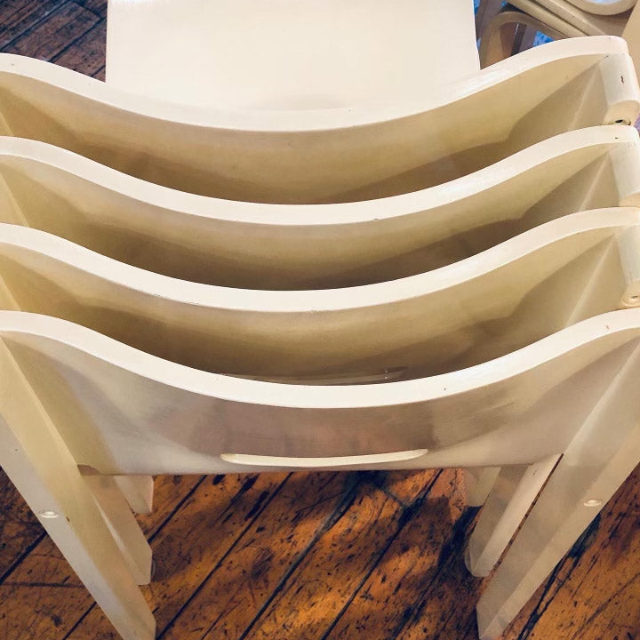 8 Vanilla MS-SC Stacking Chairs