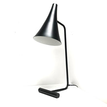 DL-02 Lamp