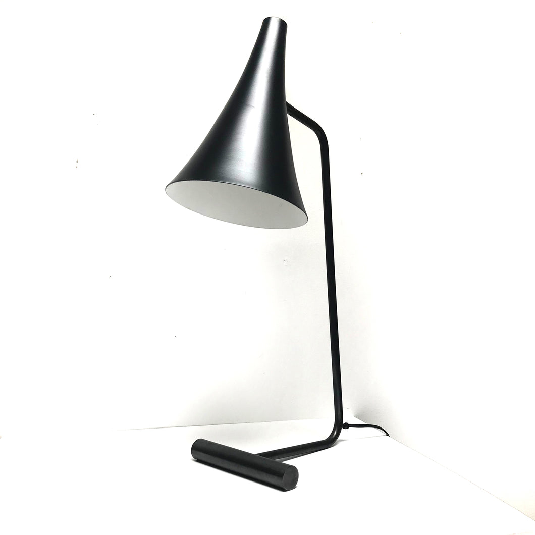 DL-02 Lamp