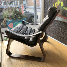 1970s Leather Reclining Chair
